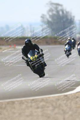 media/Sep-20-2025-TrackDaz (Sat) [[27f0cde673]]/B Group/220pm (Turn 9)/